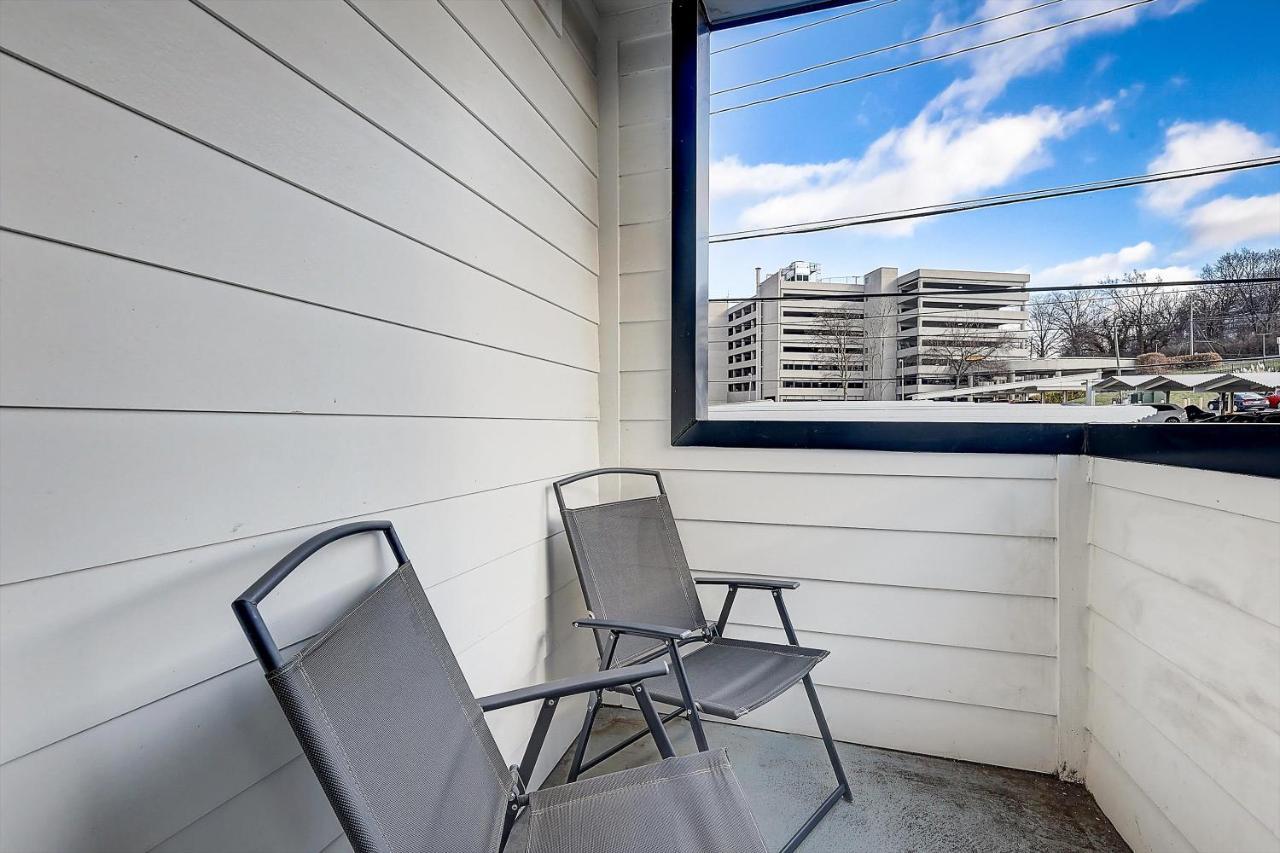 Frontdesk Fairfax Flats West End Nashville Exterior photo